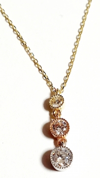 585/-14K GOLD Collier mit bezauerndem Gold Anhänger
