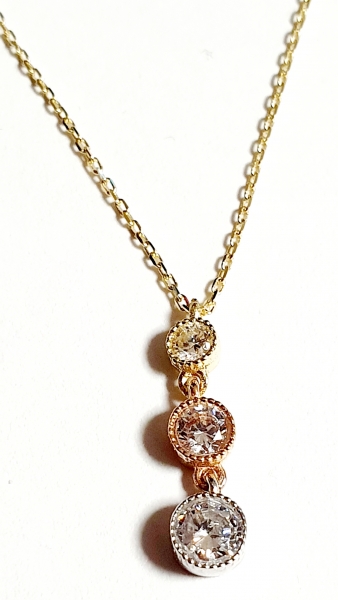 585/-14K GOLD Collier mit bezauerndem Gold Anhänger